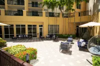 Courtyard Miami Dadeland Hotels in Glenvar Heights