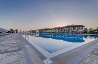 Radisson Blu Resort & Spa, Cesme - Yüzme Havuzu