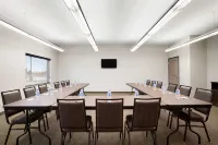 Country Inn & Suites by Radisson, Enid, OK - 3-Star