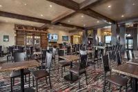Glacier International Lodge - Breakfast