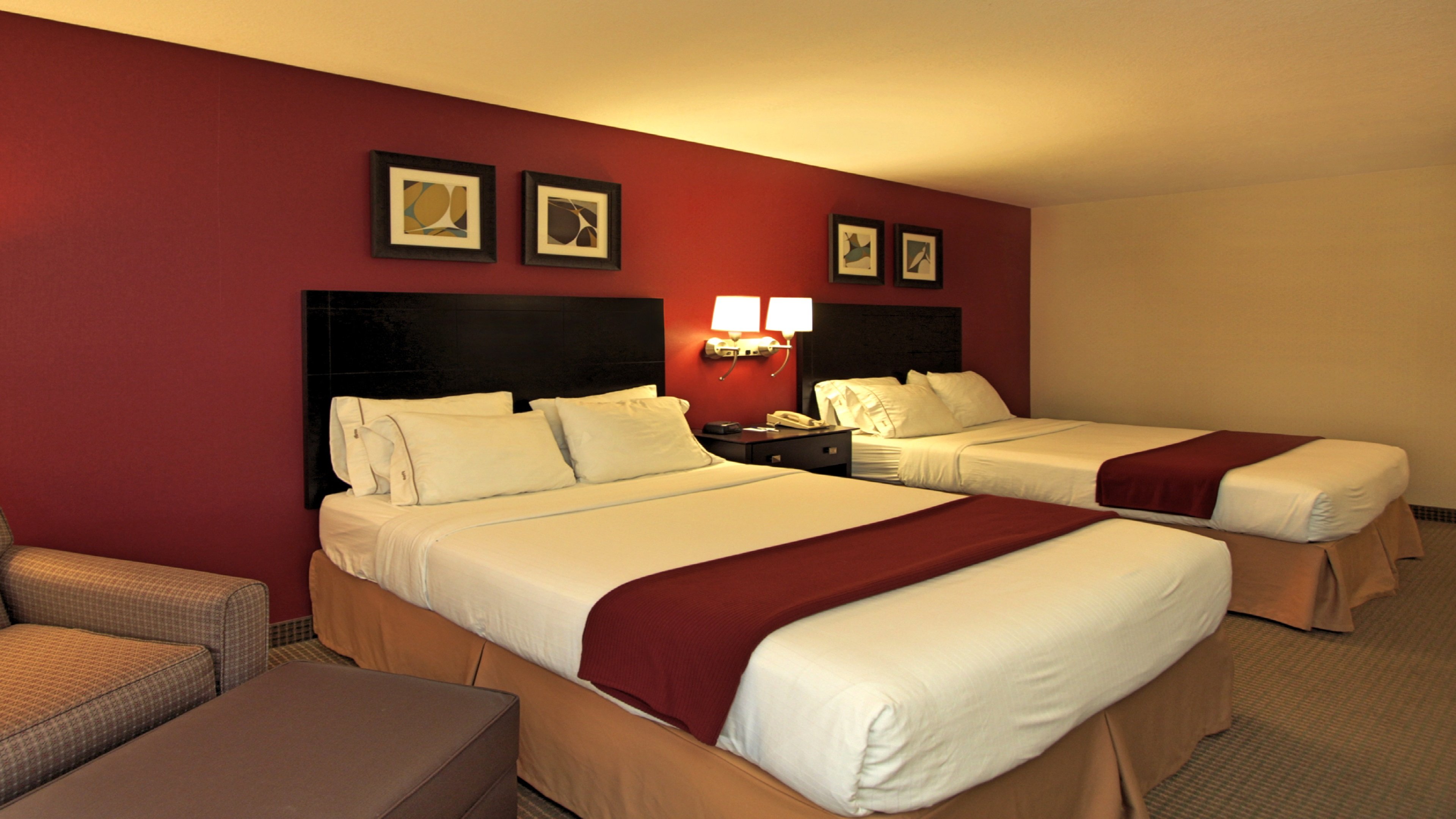 Holiday Inn Express Hotel & Suites Defiance, an Ihg Hotel