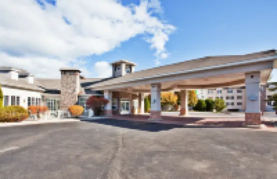 Holiday Inn Express ST. IGNACE-LAKE FRONT by IHG