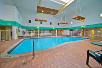 Best Value Inn & Suites Parry Sound Hotels in Parry Sound