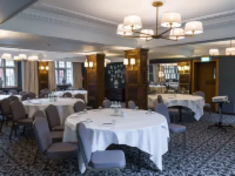 The Lygon Arms - an Iconic Luxury Hotel Hotel di Broadway