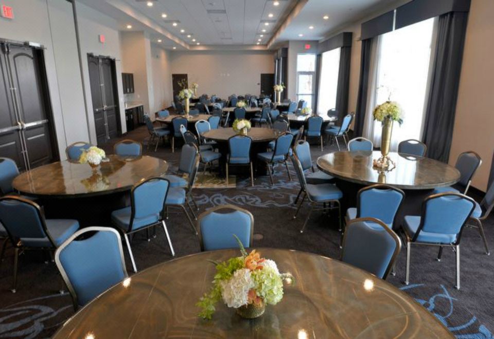 Staybridge Suites St. PetersburgOver view