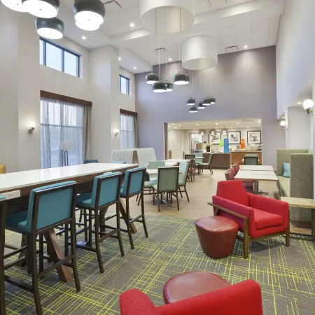 Hampton Inn & Suites by Hilton Grandville Grand Rapids South