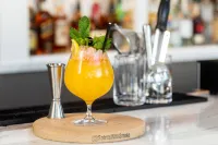AC Hotel by Marriott Los Angeles South Bay - bar