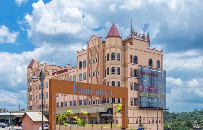 MY Fame Hotel