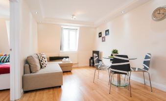 Kings Cross Apartment