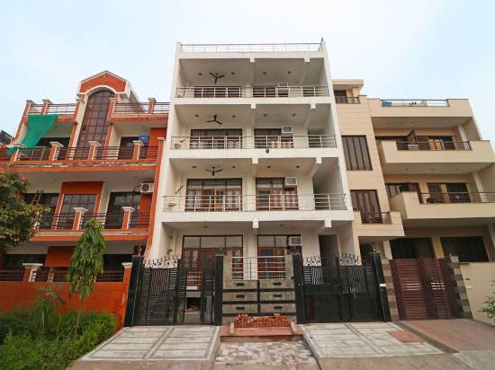 Oyo 10669 Hotel Comfort Stay Inn Noida Updated 2021 Price Reviews Trip Com
