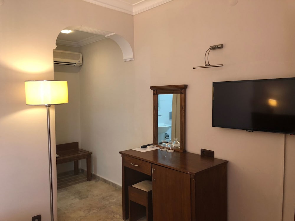 Cunda Deniz Hotel