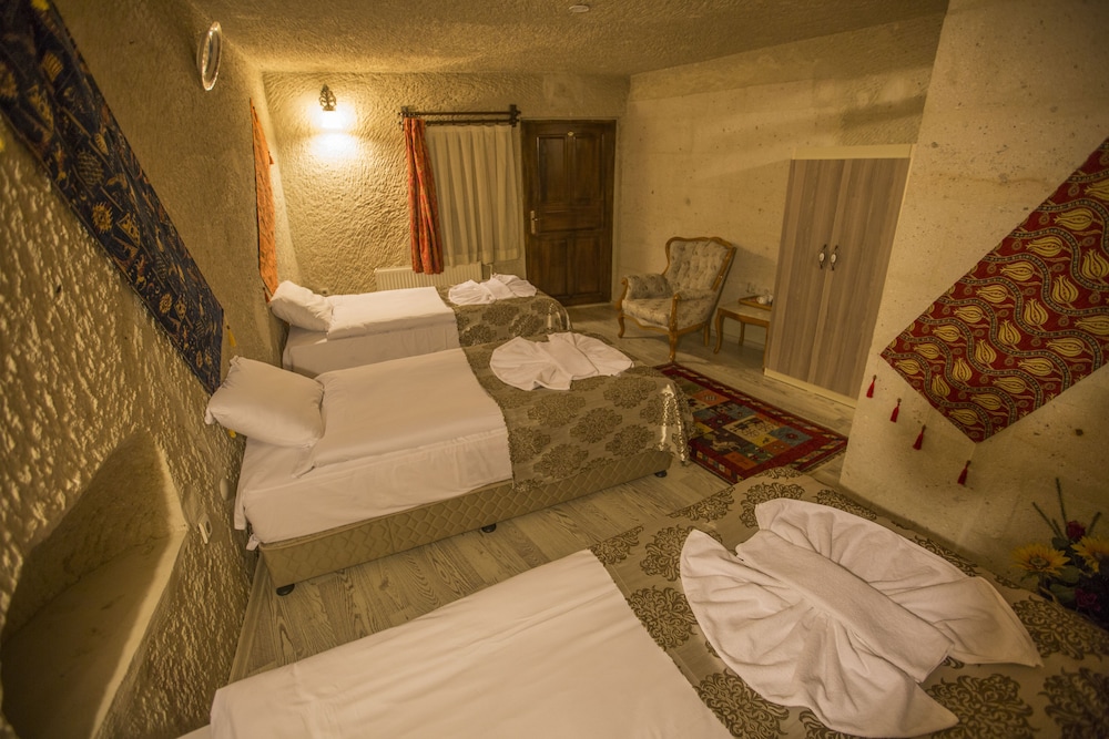 Mia Cappadocia Cave Hotel