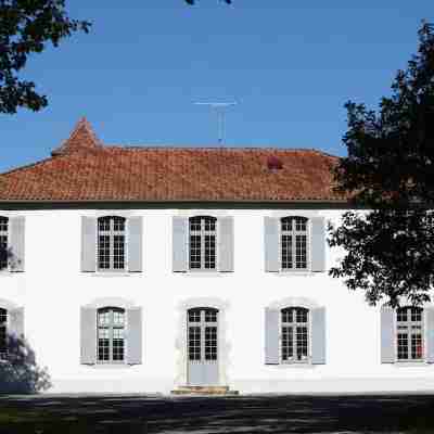 Domaine de l'Esperon Hotel Exterior