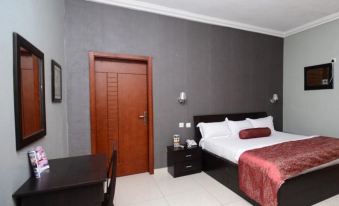 Prenox Hotel and Suites