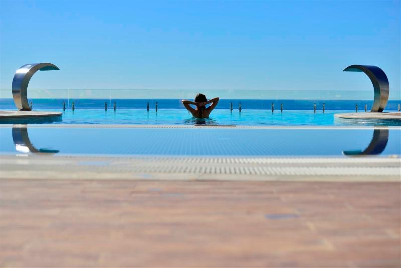 Elite Luxury Suite & Spa