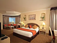 Novel Hotel City Center Hotels near Gold Souk