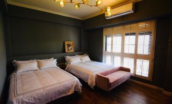 Madam's mansion B&B 썸네일