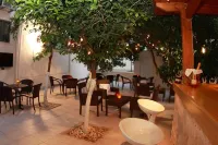 Nancy Hotel - breakfast