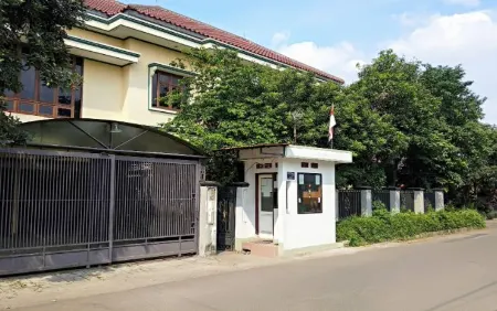 KRU House Отели в г. Lengkong