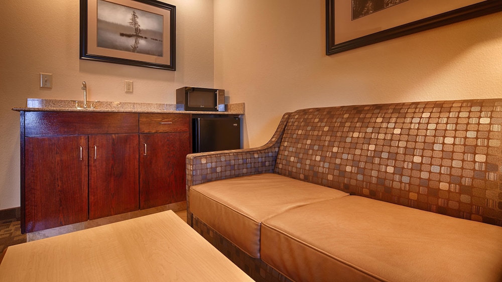 SureStay Plus Hotel by Best Western Roanoke Rapids I-95