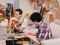 Stray Birds Taichung Hostel