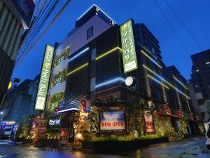 東新宿小峇里島酒店 - 限成人