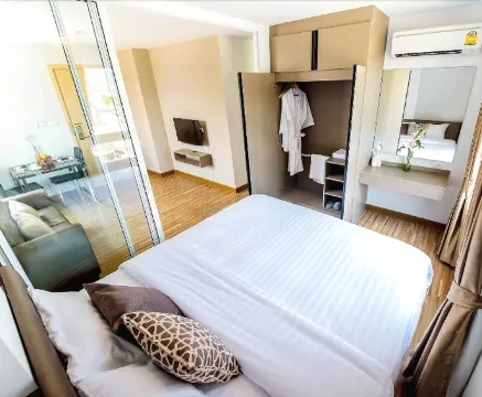 1 ห้องนอนพร้อมห้องรับแขกและครัว วิวภูเขา