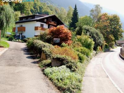 Haus Tisch
