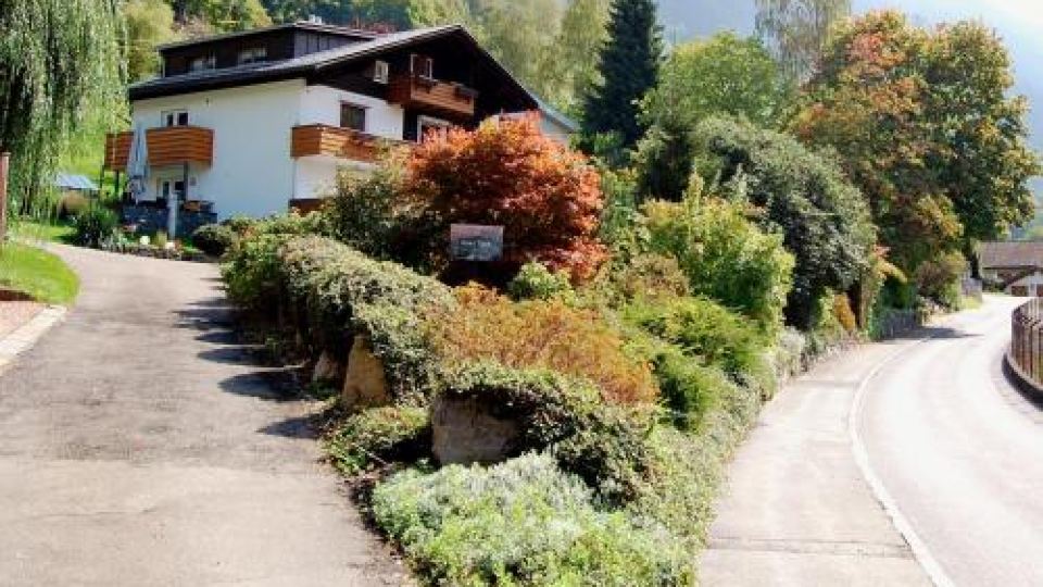 Haus Tisch