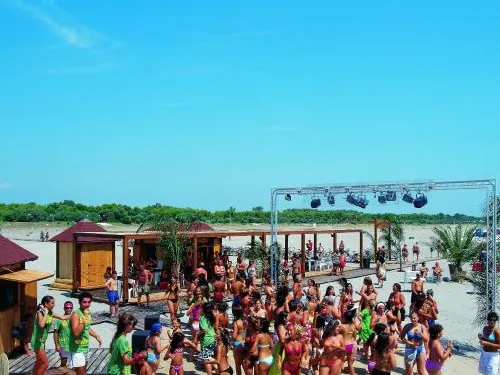 卡斯特伯樂特村莊