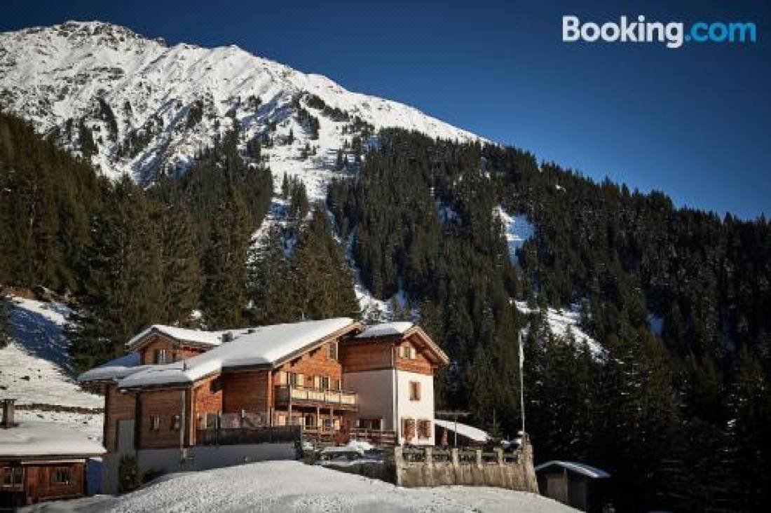 Berghaus Alpenrösli-Klosters Serneus Updated 2022 Room Price-Reviews &  Deals | Trip.com