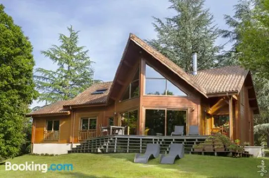 小木屋住宿加早餐旅館