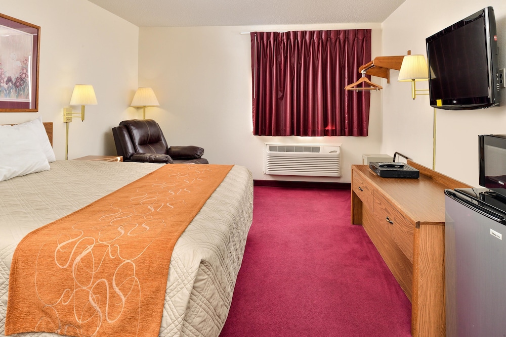 Americas Best Value Inn & Suites Harrisonville