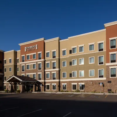 鳳凰城比爾特莫爾區Staybridge Suites 鄰近皮埃斯特瓦峰的酒店