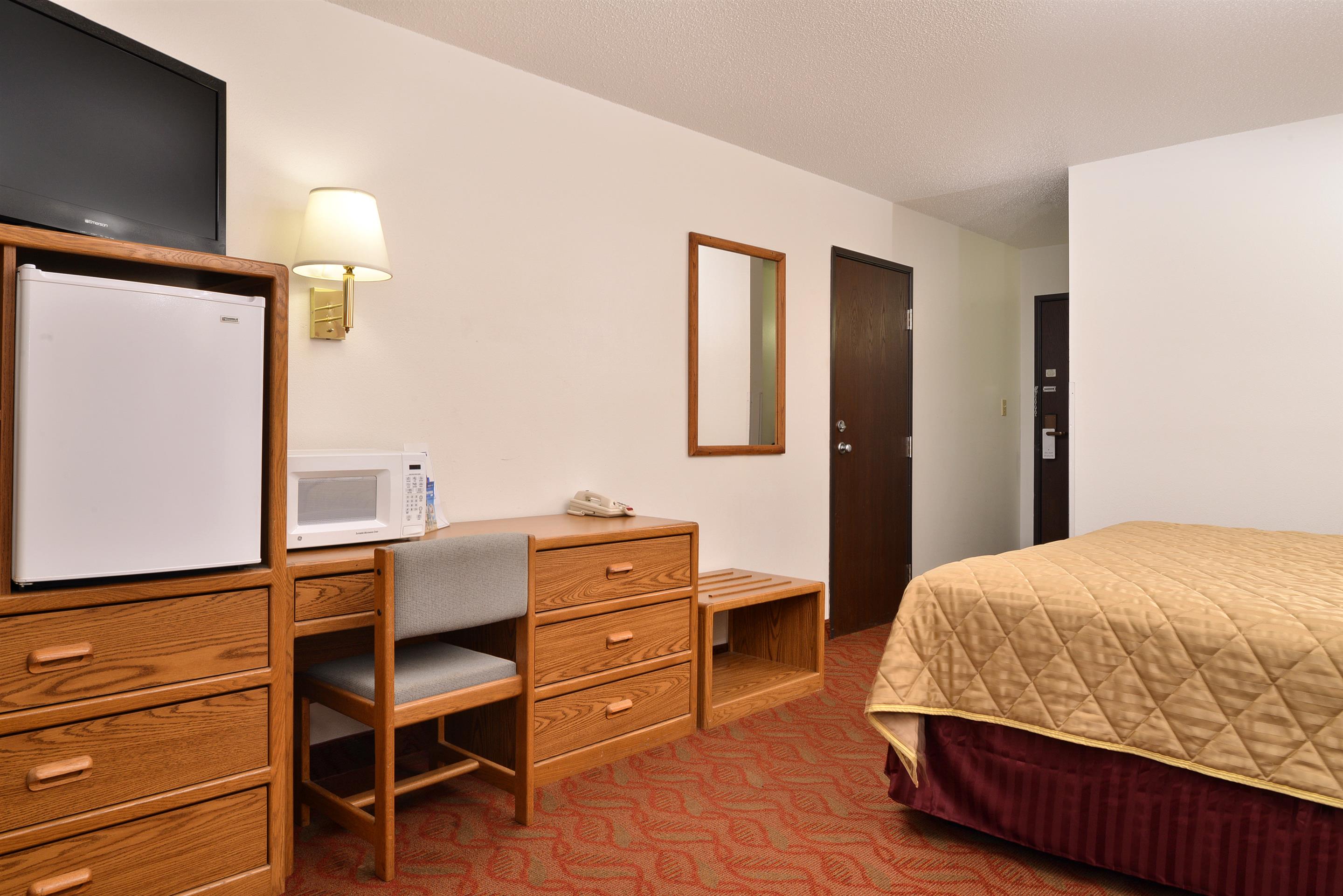 Americas Best Value Inn and Suites Sidney