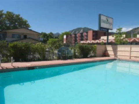 Boulder University Inn Hotels in Boulder