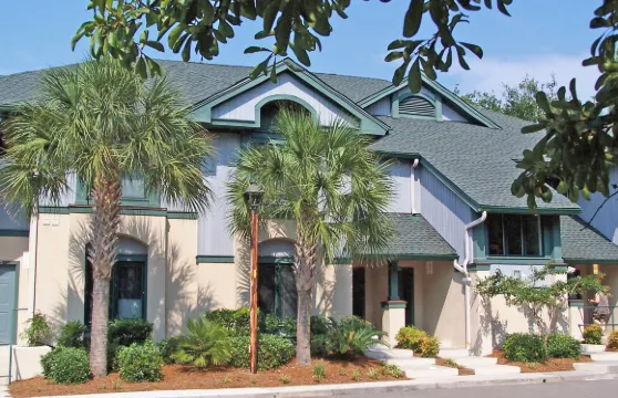 棕櫚珊瑚沙灘度假村