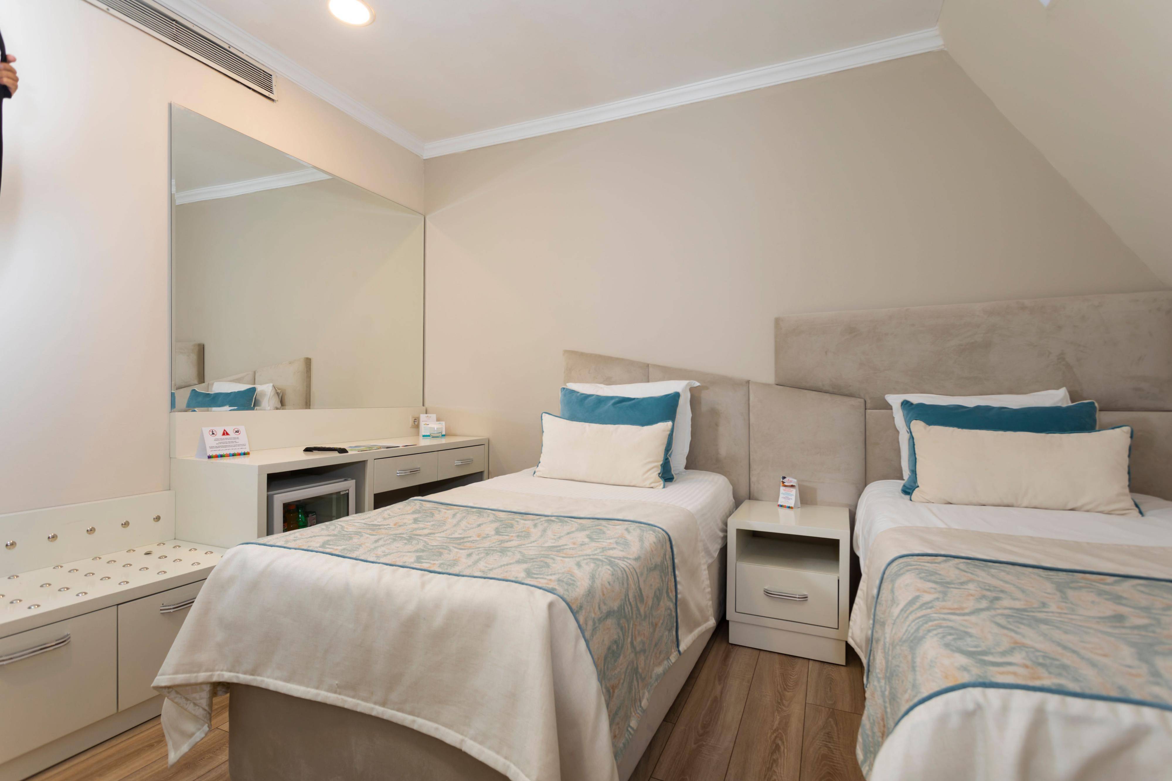 Orange County Kemer - Adult Only