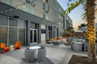 Aloft Dublin-Pleasanton Hotels in der Nähe von Build-A-Bear Workshop