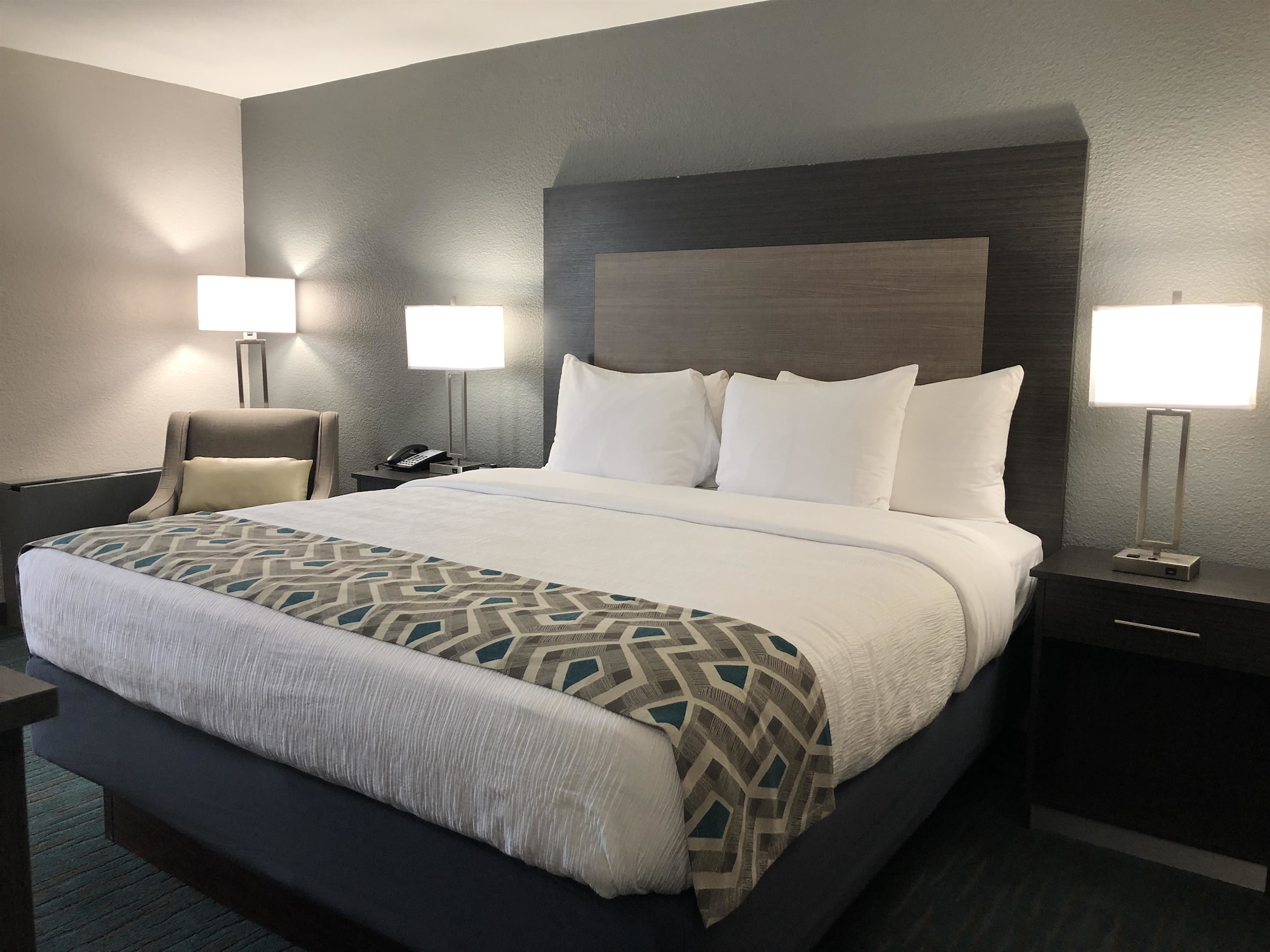 Best Western Plus Dallas Love Field North Hotel