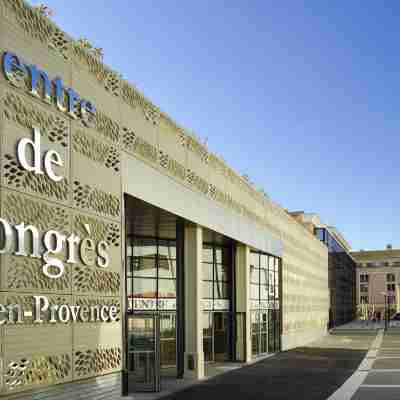 Hotel Novotel Aix en Provence Pont de l'Arc Fenouillères Hotel Exterior