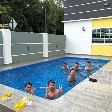H&H 1 by H&H Leisure Guest House
