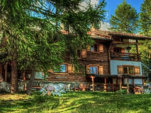 Rifugio Alpino L'Ermitage - Hostel