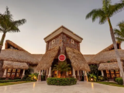 Royalton Splash Punta Cana, An Autograph Collection All-Inclusive Resort & Casino โรงแรมในบาวาโร