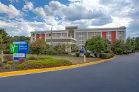 Holiday Inn Express Washington DC East-Andrews AFB Hotel di Clinton