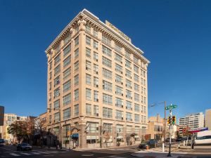 Four Points by Sheraton Philadelphia City Center