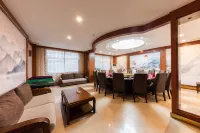 Yan Emperor Hotel Hotels in Suizhou