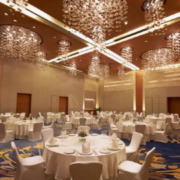 Courtyard by Marriott Mumbai International Airport