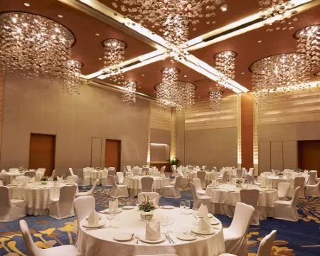 Courtyard by Marriott Mumbai International Airport ムンバイのホテル