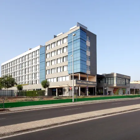 Exe Sevilla Palmera Отели рядом с достопримечательностью «Сюр»